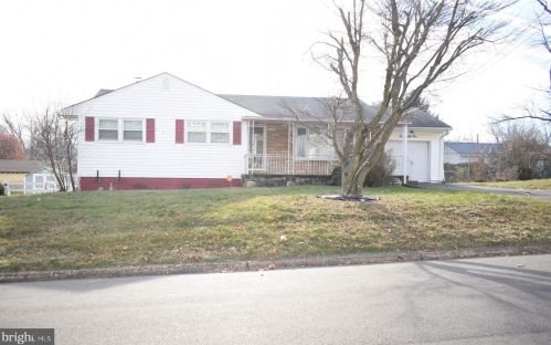 251 Upland Ave, Trenton, NJ 08638-2331