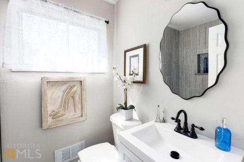 1903 Mcjenkin Dr, Atlanta GA  30345-3005 exterior