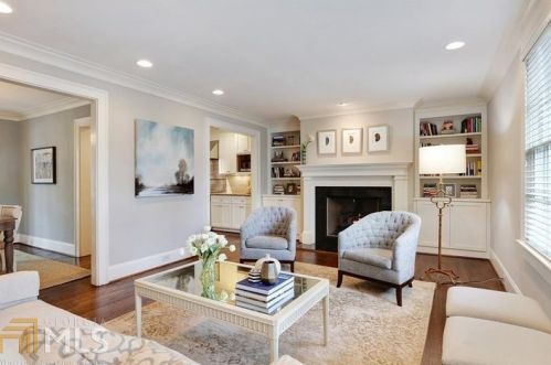 2106 Belvedere Dr, Atlanta GA  30318-1704 exterior