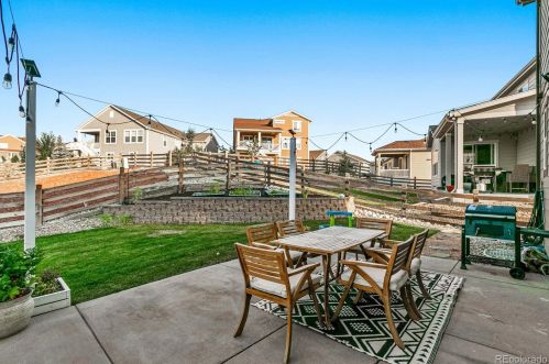 4820 Versailles St, Denver CO  80015-6801 exterior