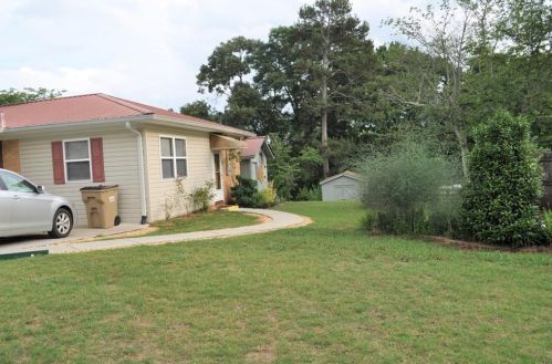 2315 Stephens Cir, Gainesville, GA 30506-1115