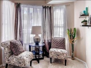755 Dexter St, Denver CO  80246-2152 exterior