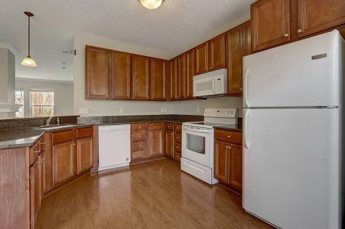 10256 Bleeker St, Saint Paul MN  55129-6904 exterior