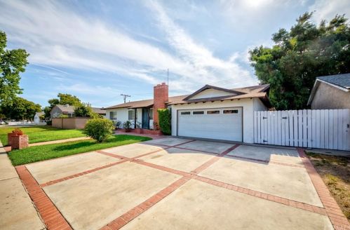 1361 Easy Way, Anaheim, CA 92804-5521