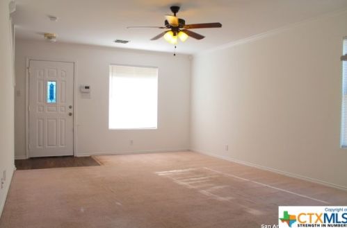 207 Mallow Grv, San Antonio TX  78253-5258 exterior