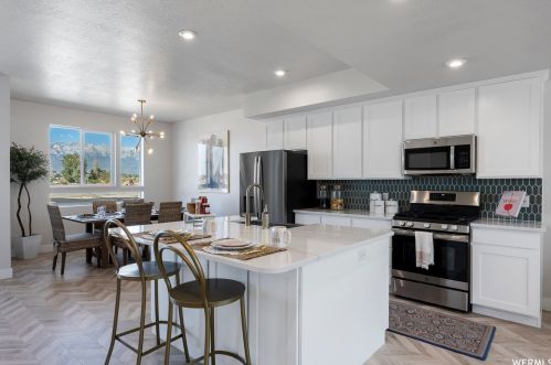 374 960, Highland, UT 84003-5175