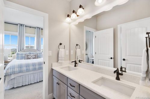 13315 Monaco Ct, Denver CO  80602-4623 exterior