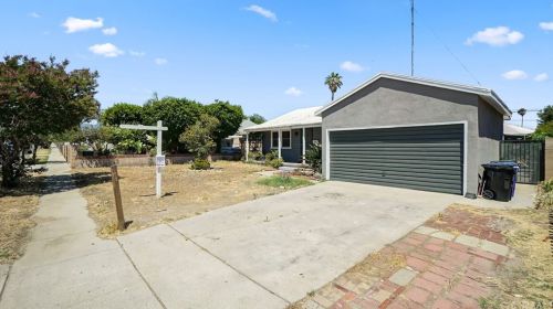 237 Millard Ave, Rialto, CA 92376-5813