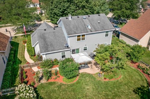 1222 Churchill Rd, Hanover Park, IL 60103-1812