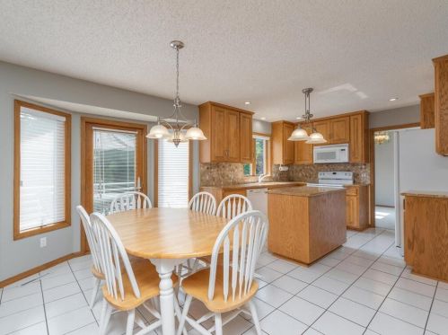 664 Bridle Ridge Rd, Saint Paul MN  55123-1681 exterior