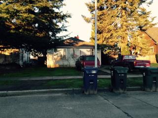 3840 G St, Tacoma, WA 98418-6735