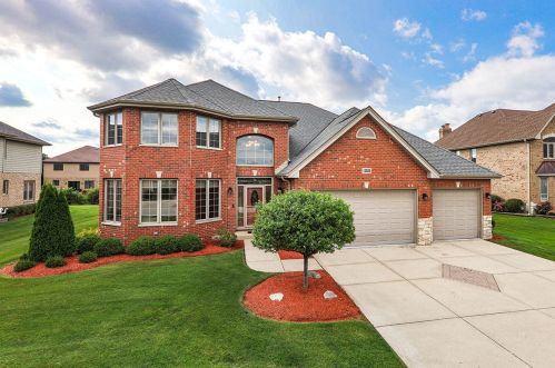 12928 Mayfair Dr, Lemont, IL 60439-4682