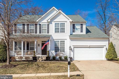 12136 Maidenhair Dr, Gainesville, VA 20155-3871