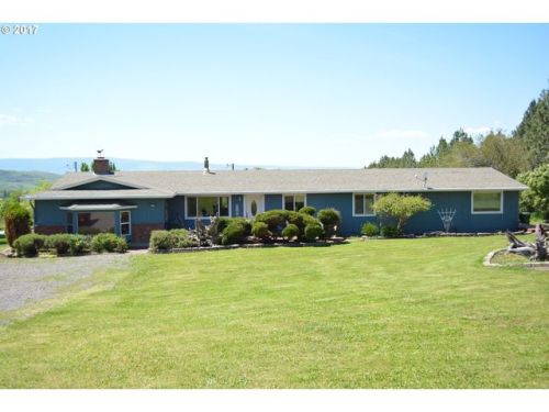 60790 Love Rd, Cove, OR 97824-8209