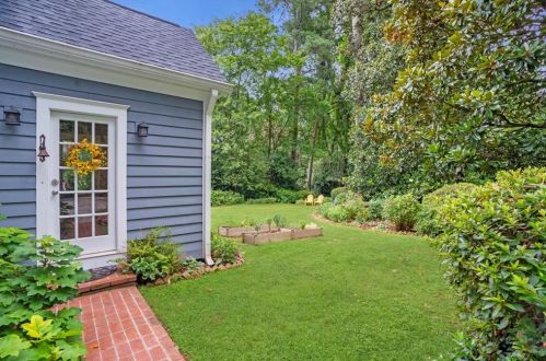 945 Eulalia Rd, Atlanta GA  30319-1306 exterior