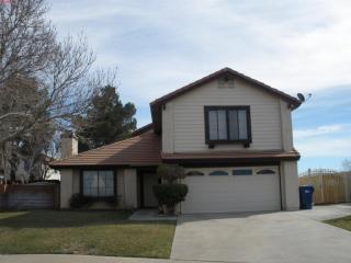 38604 Angele Trumpet Ct, Palmdale, CA 93550-4183