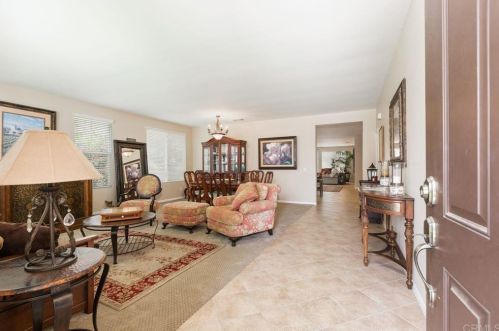 6622 Sitio Sago, Carlsbad, CA 92011-3505