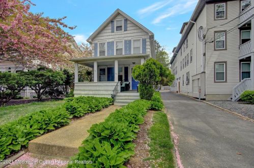 127 Hudson Ave, Tinton Falls NJ  07701-2139 exterior