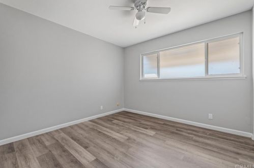 45216 Lorimer Ave, Lancaster CA 93534-1318 exterior