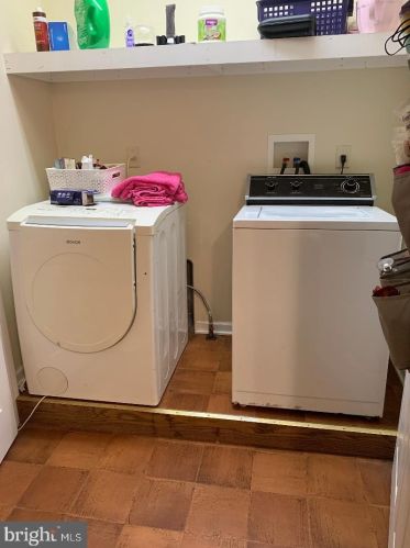 2852 Baltimore Pike, Hanover PA 17331-9643 exterior