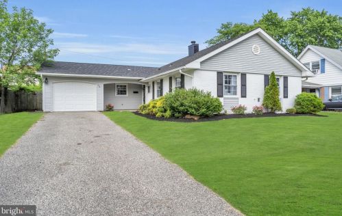36 Beaverdale Ln, Willingboro, NJ 08046-1612