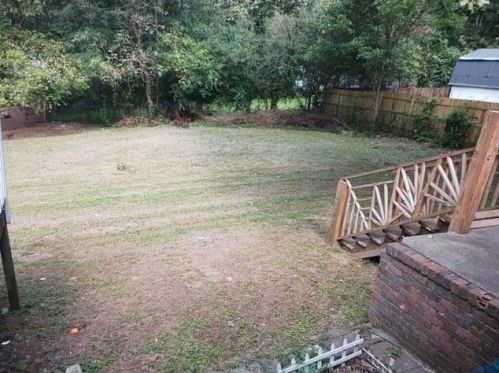 718 Kurt Dr, Marietta, GA 30008-4126