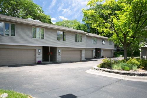 6328 Falcon Ct, Minneapolis, MN 55436-1902