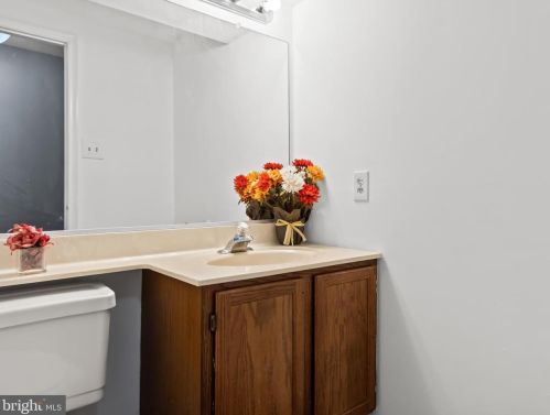 13640 Cedar Creek Ln, Silver Spring MD 20904-5332 exterior