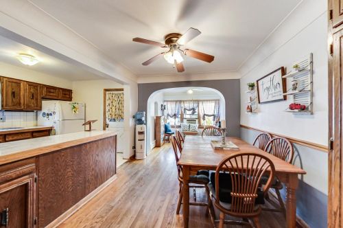 6550 Ebinger Dr, Niles IL 60714-4435 exterior