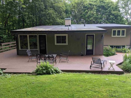 15 Juniper Hl, Unity NH  03743-3219 exterior