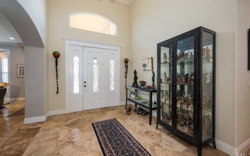 37305 Wildwood View Dr, Yucaipa, CA 92399-9539