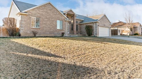 2643 Summer Tree Ln, Taylorsville, UT 84088-5388