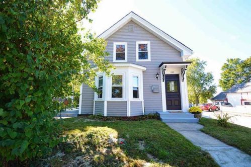 105 Union St, Somersworth, NH 03878-2420