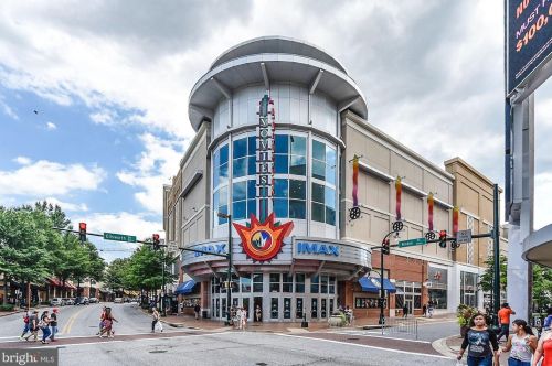 902 Bonifant St, Silver Spring MD 20910-6510 exterior