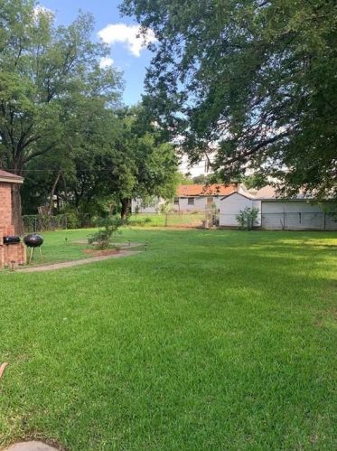 4628 Burton Ave, Fort Worth TX  76105-4318 exterior
