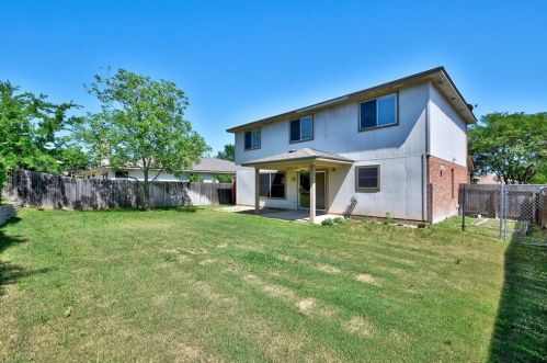 205 Spring Branch Loop, Uhland TX  78640-5365 exterior