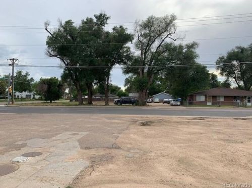 3615 11th Ave, Greeley CO  80620-2105 exterior