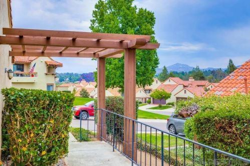 17610 Marymont Pl, San Diego, CA 92128-2046