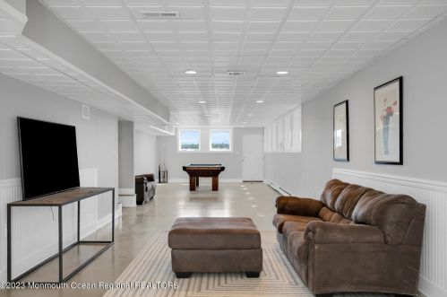 146 Conover Ln, Tinton Falls NJ 07701-6213 exterior