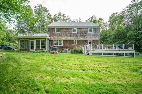 6 Shady Dell Ln, Somers CT  06071-2136 exterior