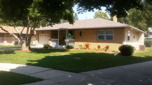1015 Mayfair Ct, Rockford, IL 61107-3681