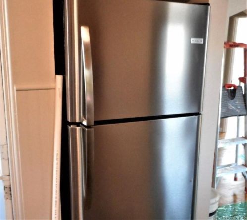 4686 Grant St, Englewood CO 80113-6824 exterior