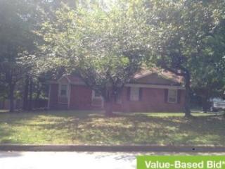 5999 Great Oaks Dr, Lithonia, GA 30058-7927