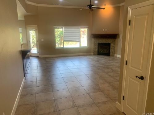 1978 Potter Rd, Chico, CA 95928-4396