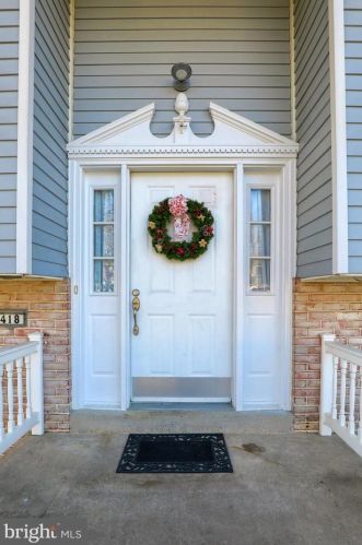 418 Haverhill Rd, Lancaster, PA 17601-3520