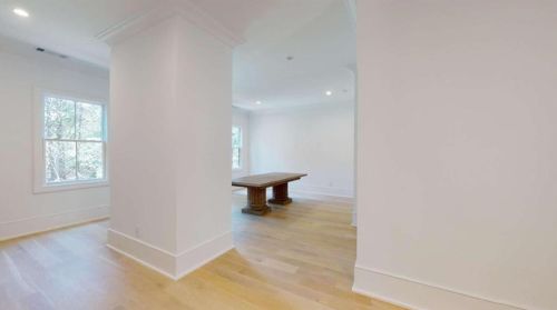 3206 Arden Rd, Atlanta GA  30327-1262 exterior