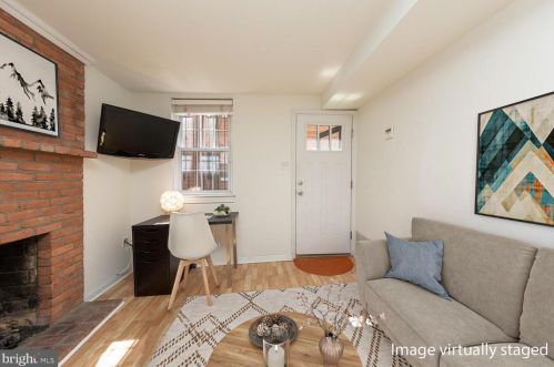 833 Kater St, Philadelphia, PA 19147-2012