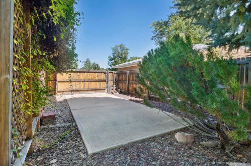 6532 Cornell Ave, Denver CO  80224-2752 exterior