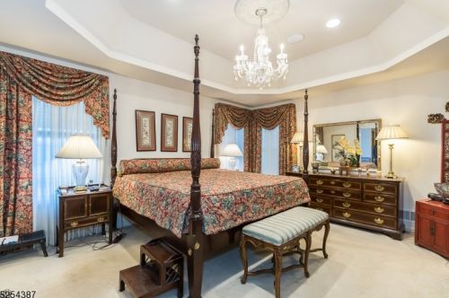 7 Poplar Ct, Hackettstown, NJ 07840-2846