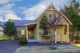 320 Split Rail Ln, Eagle Crest, OR 97756-7451